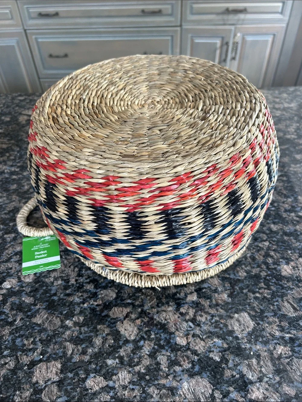 ASHLAND HANDWOVEN MULTICOLOR ROUND SEAGRASS BASKET NWT